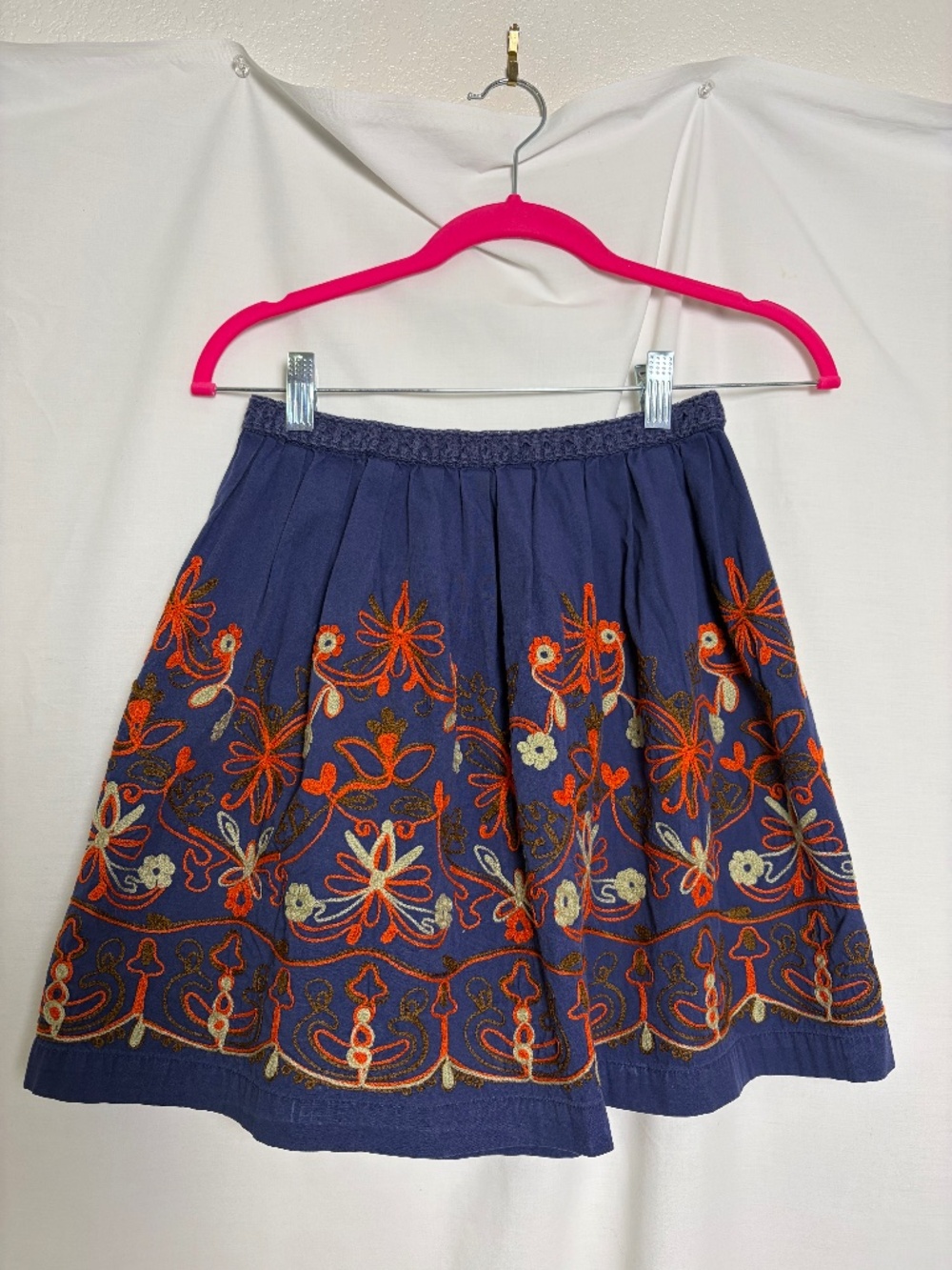 Peek Sgt Fletcher Girls Navy Skirt w/ Elastic Waist and Embroidered Flowers XL